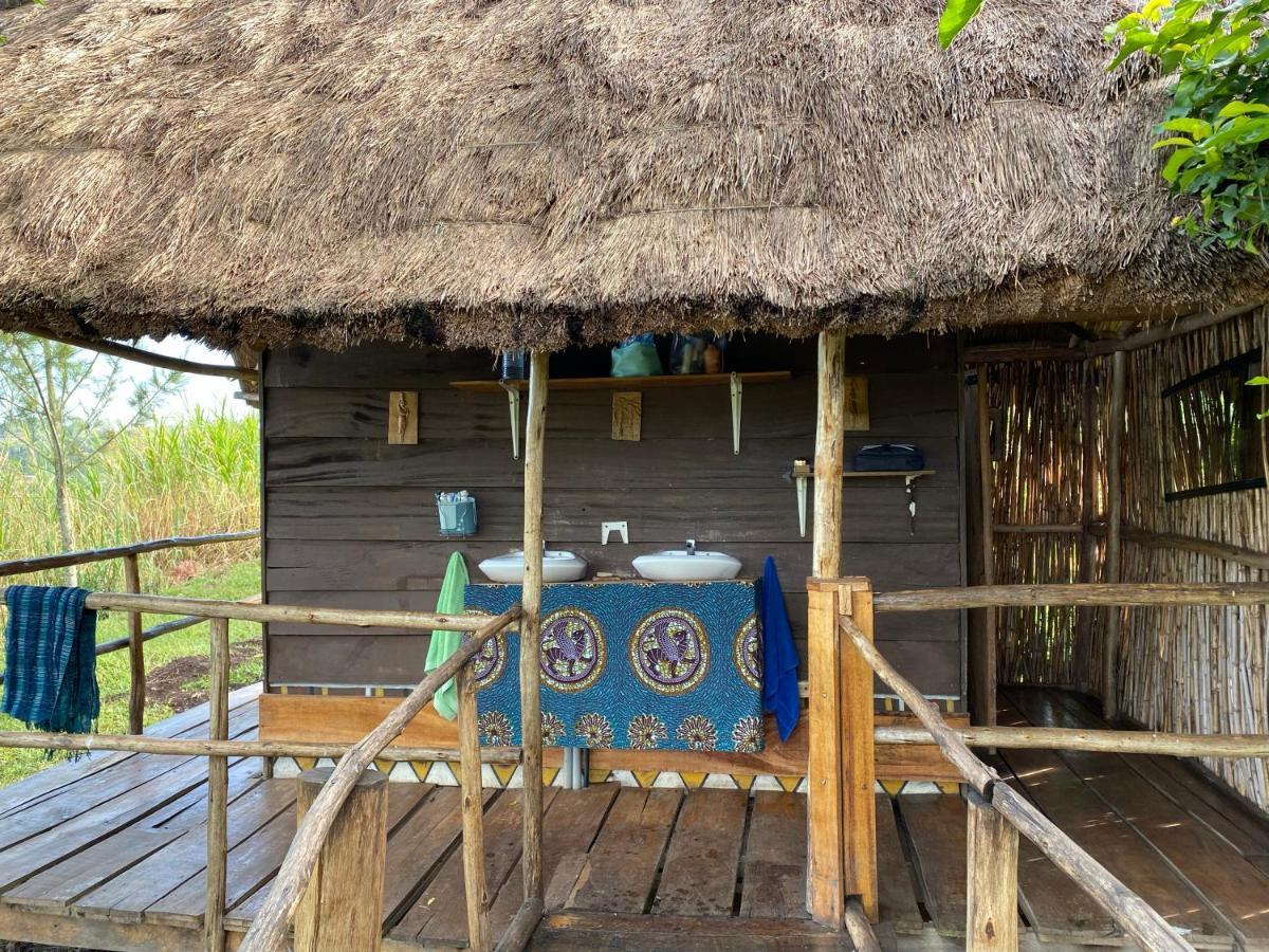 Mwamba Kelele Lodge Fort Portal Екстериор снимка