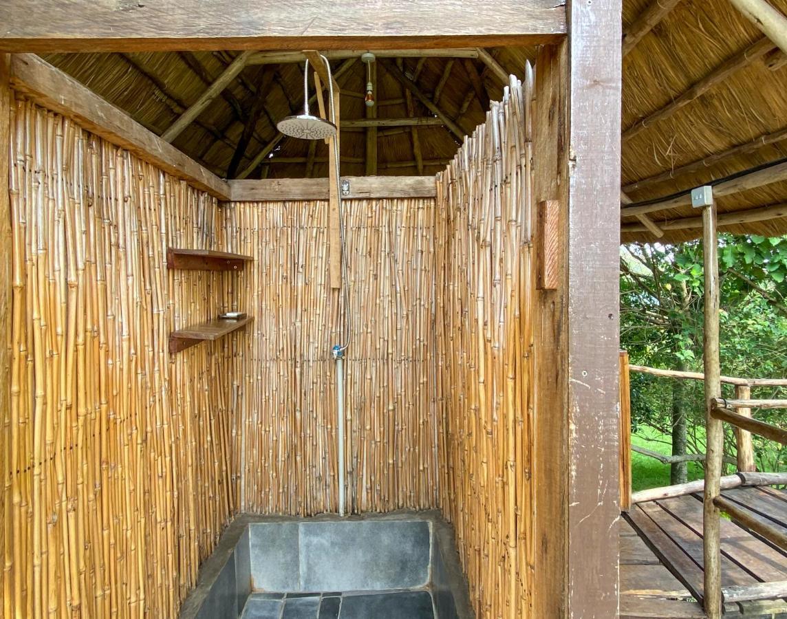 Mwamba Kelele Lodge Fort Portal Екстериор снимка