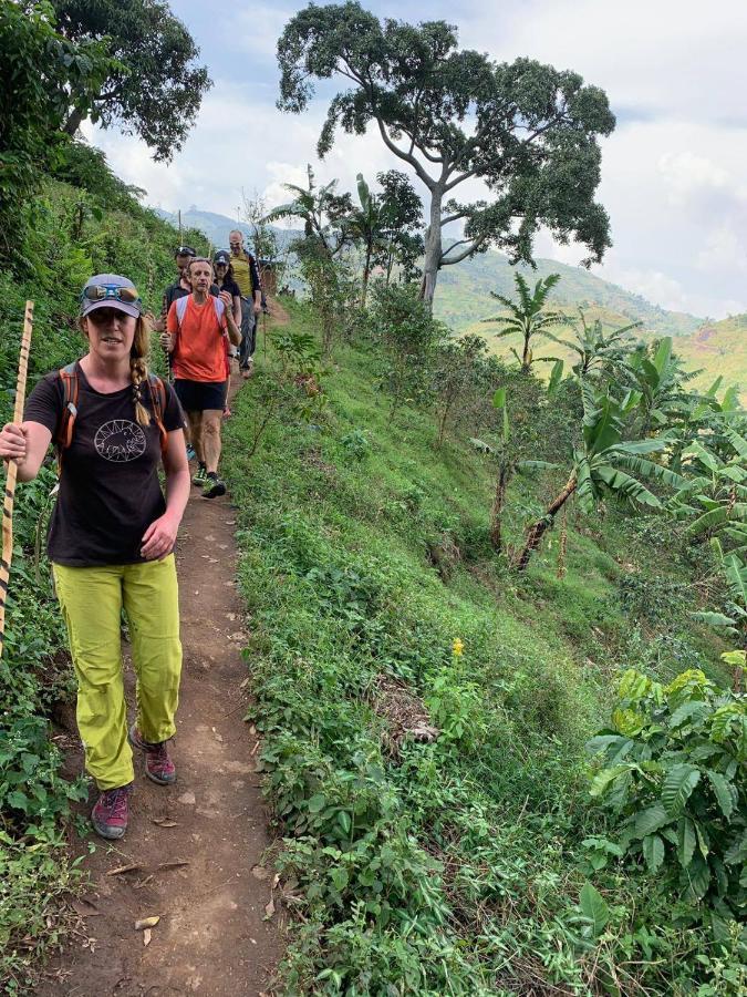 Mwamba Kelele Lodge Fort Portal Екстериор снимка