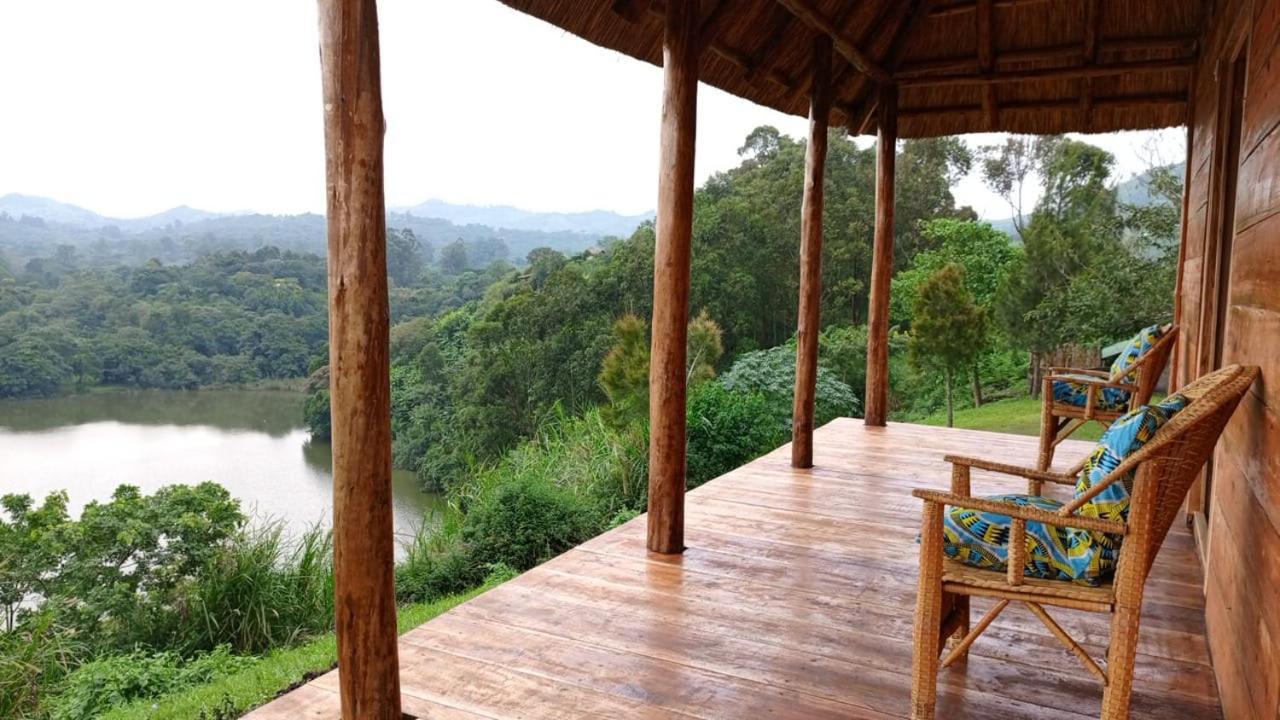 Mwamba Kelele Lodge Fort Portal Екстериор снимка