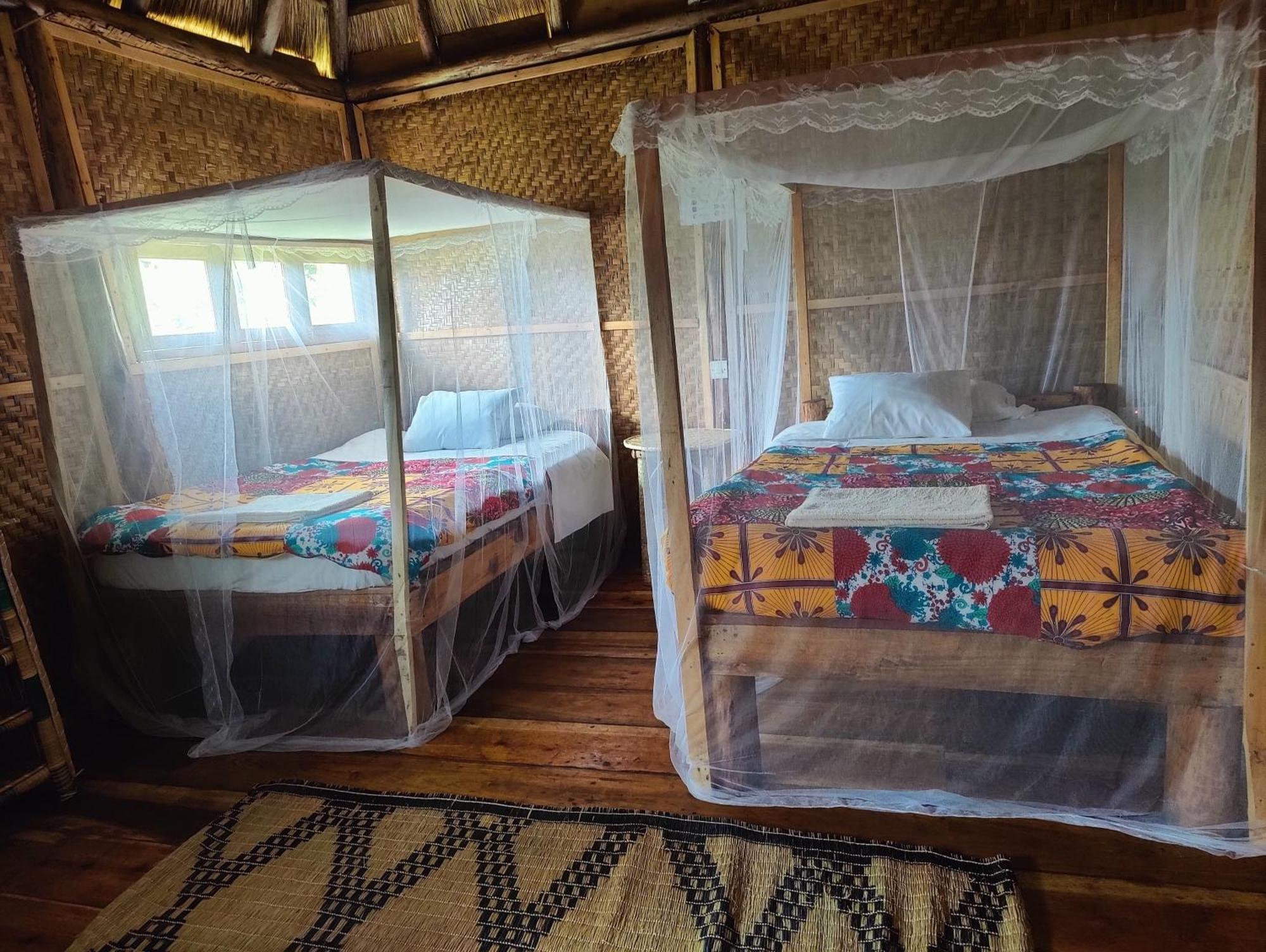 Mwamba Kelele Lodge Fort Portal Екстериор снимка