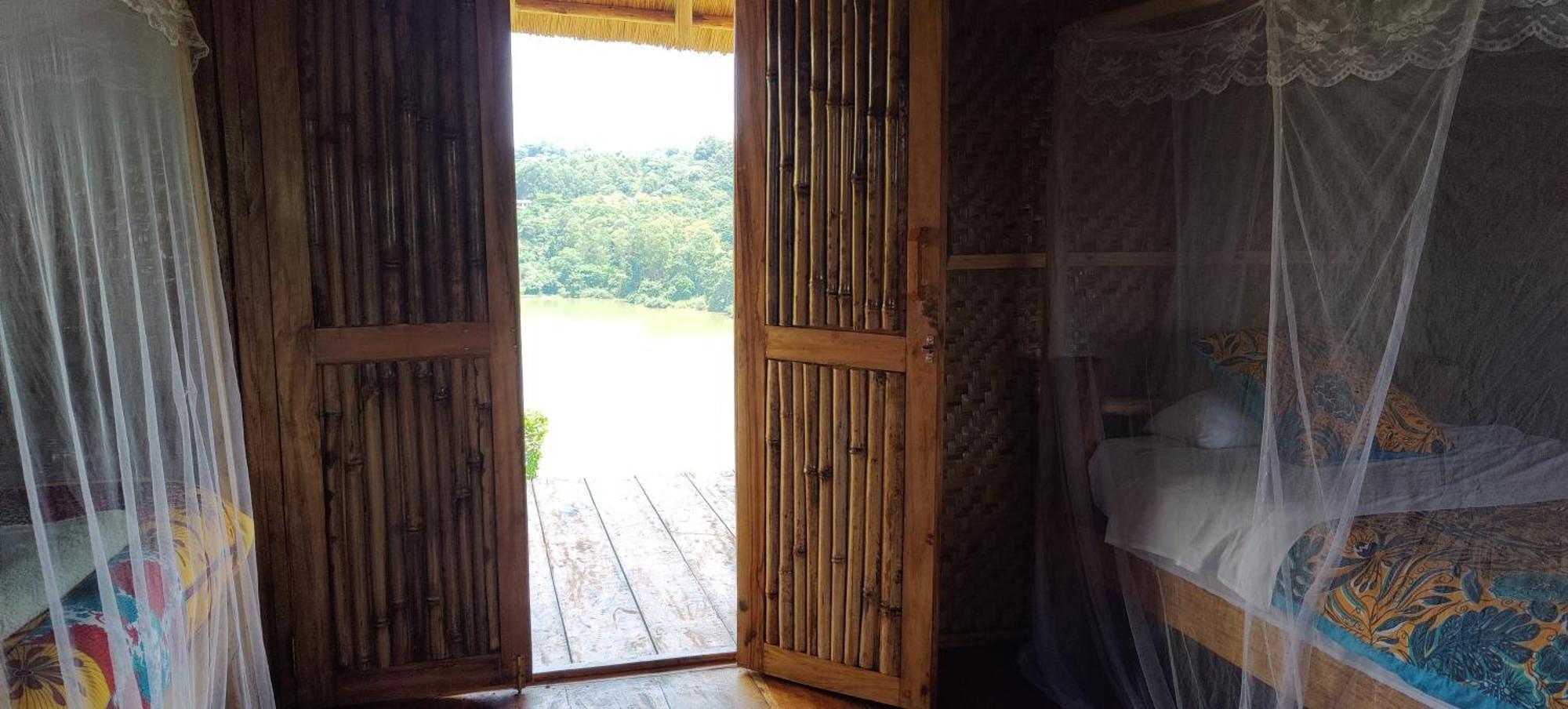 Mwamba Kelele Lodge Fort Portal Екстериор снимка